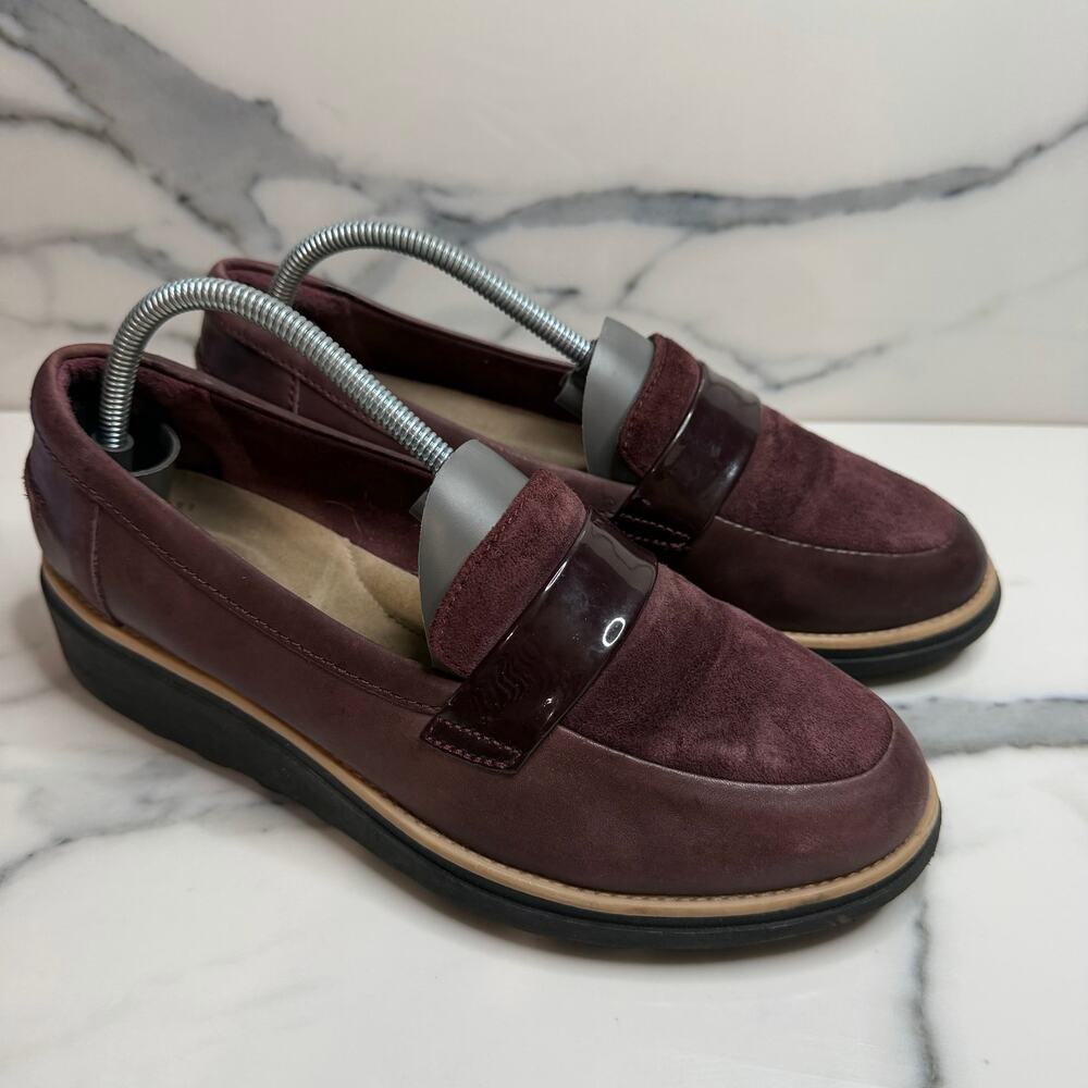 Clarks Women's Burgundy Slip-On Wedge Sharon Gracie Loafers Sz 7 Comfort Classic